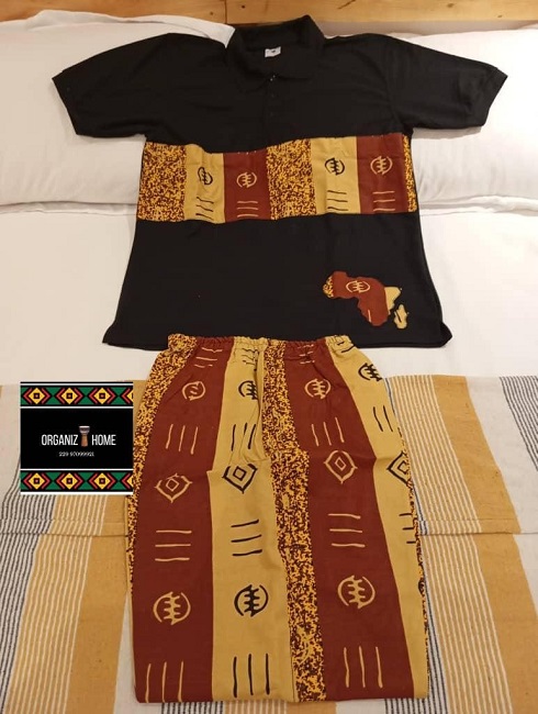 Ensemble tee-shirt pantalon au motif motifs africains