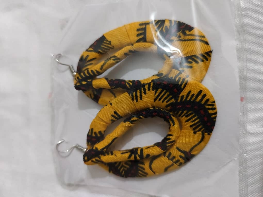Boucles d’Oreilles Ovales en Wax
