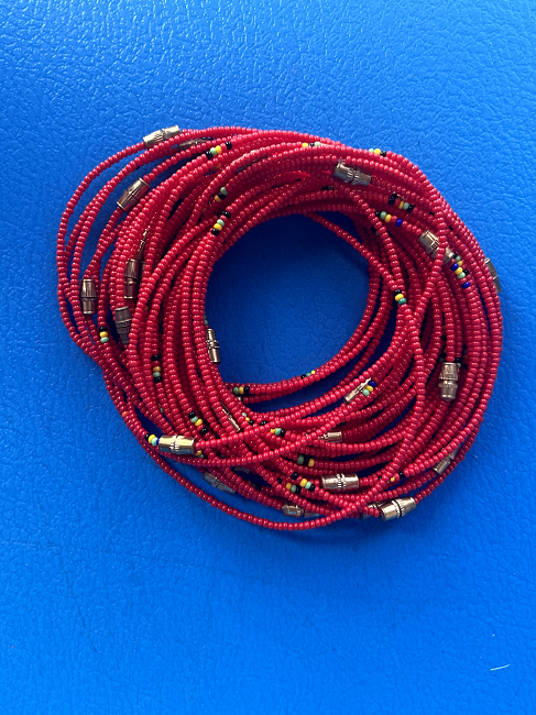 Bracelet africain en petites perles