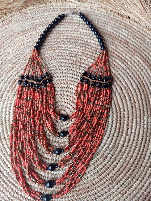 Collier de perles rose noir pour femme