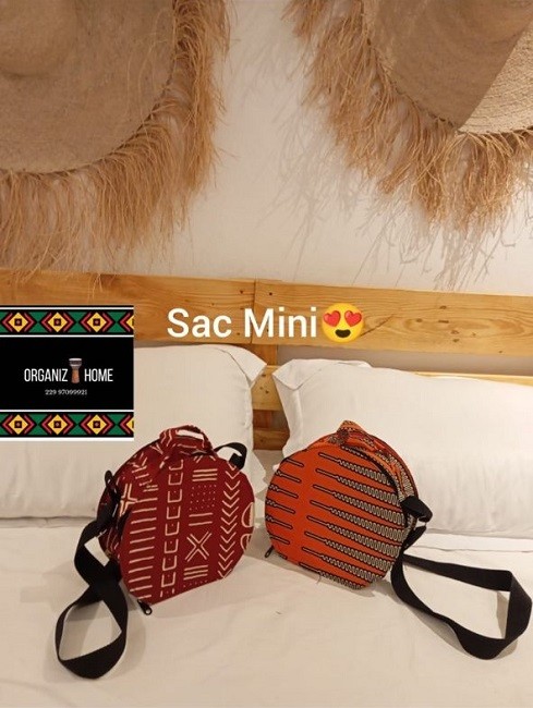 Mini sac rond à bandoulière