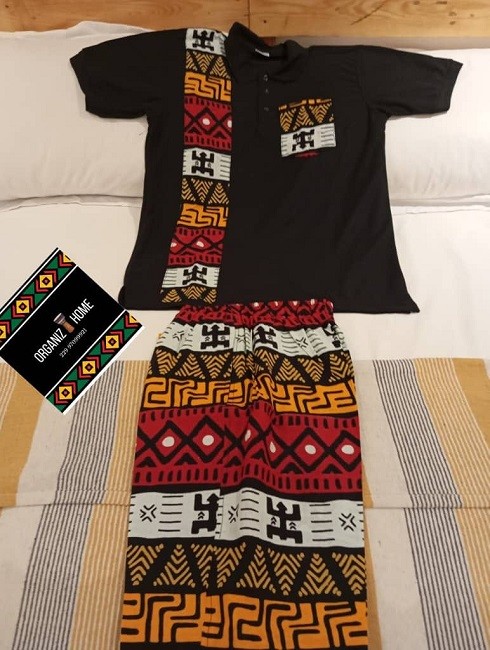 Ensemble tee-shirt pantalon au motif motifs africains