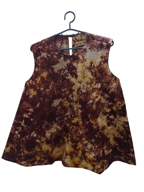 Haut femme à motif en batik sans manches