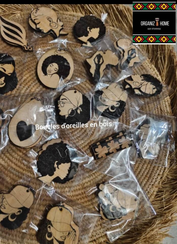Boucles d’oreilles africaines en bois